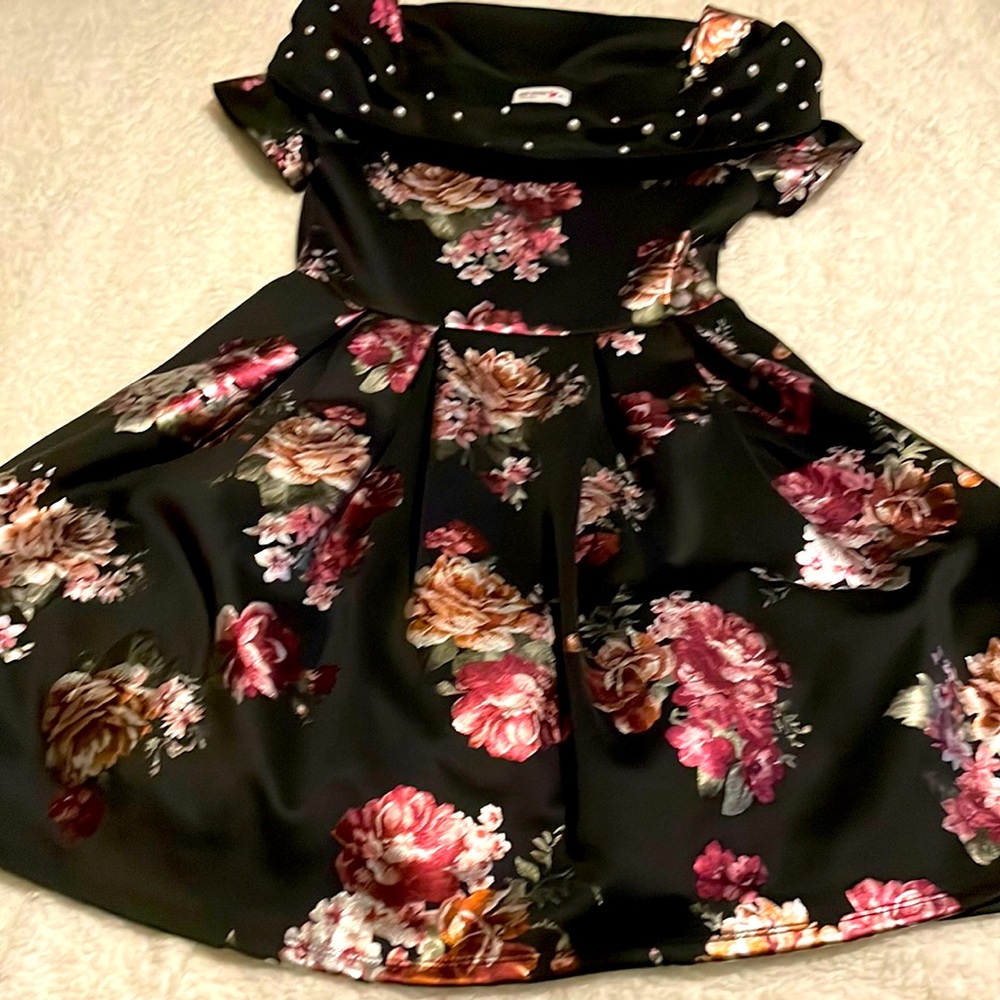 Young Girls Formal Dress 💗